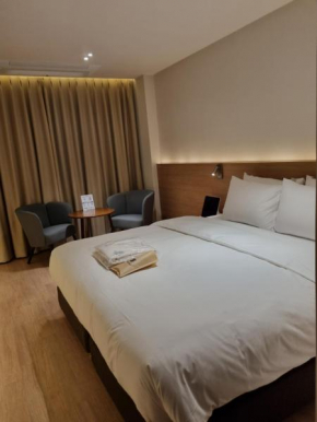 Junggam Hotel